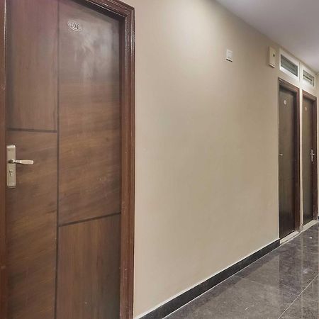 Hotel O Red Stone Hotels Hyderabad Exterior photo