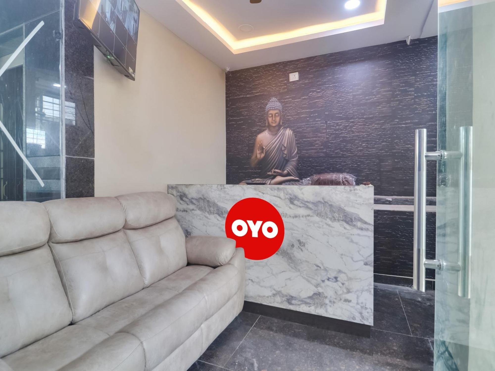Hotel O Red Stone Hotels Hyderabad Exterior photo